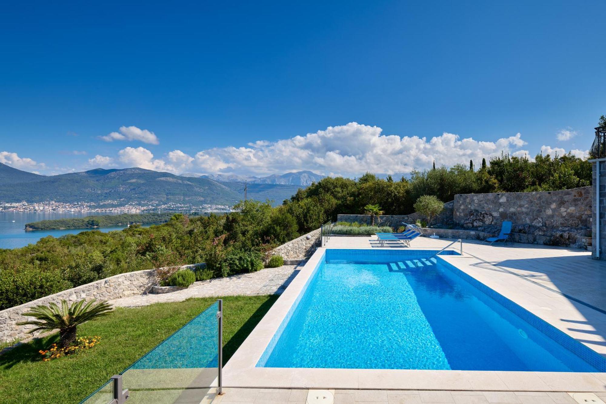 Villa Vista Azzurra Tivat Ngoại thất bức ảnh